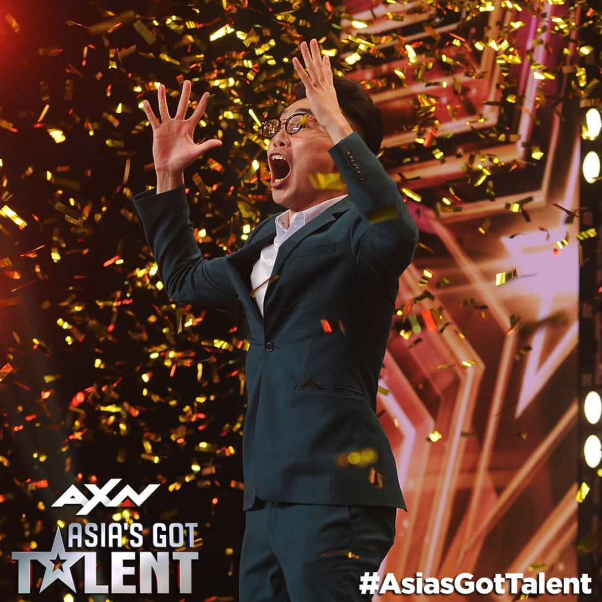 Singapore's Golden Buzzer Magician